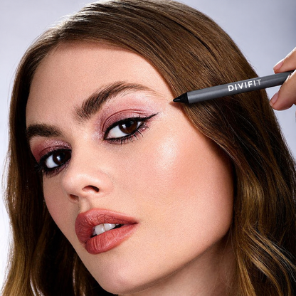 Final 3 hours 50% off: 🌸 Longwear Eyeliner - Lightweight and Waterproof