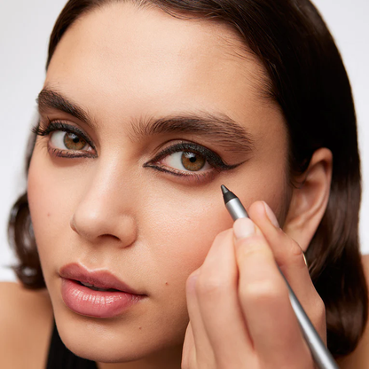 Final 3 hours 50% off: 🌸 Longwear Eyeliner - Lightweight and Waterproof